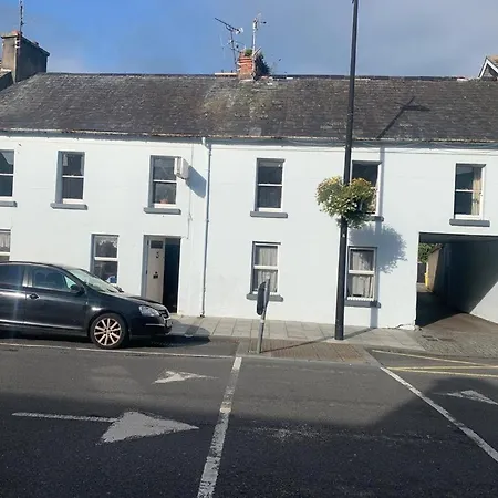 Kickham Street Budget Hostel Carrick-on-Suir